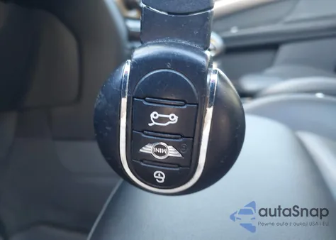 2018 Mini Countryman Cooper S z USA, uszkodzony, nr VIN WMZYT5C37J3E61759